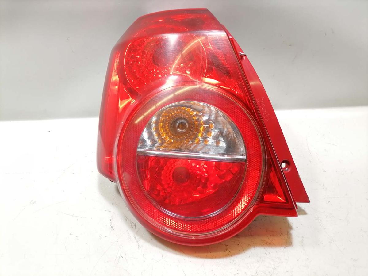 Chevrolet Aveo original R&uuml;cklicht R&uuml;ckleuchte Heckleuchte links rot wei&szlig; BJ09